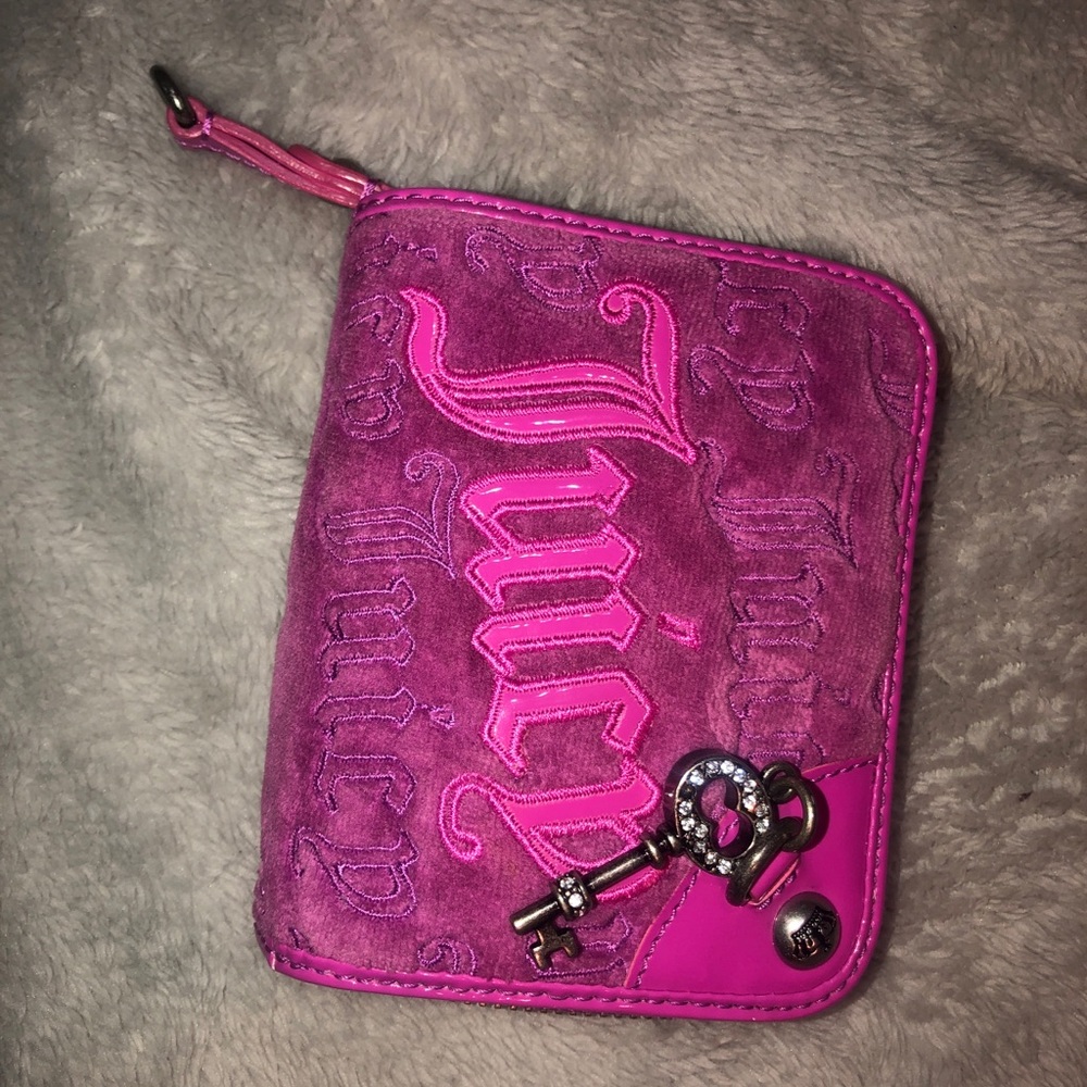 Vintage Juicy Couture wallet